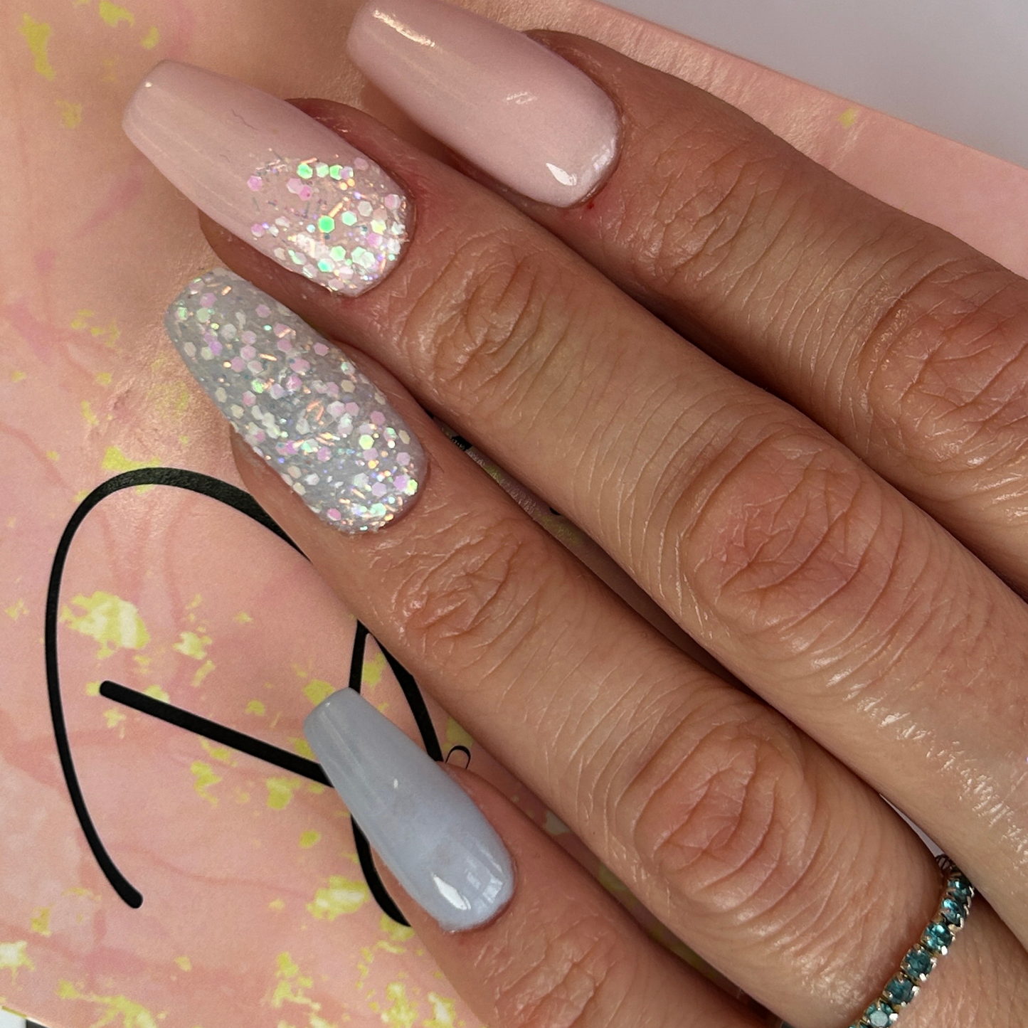 Deepa Dipping Powder White - Pink Sequin 130